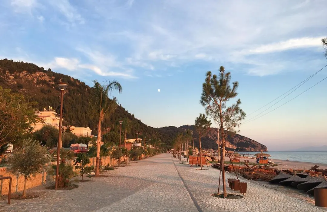 Sea View Hotel Dhermi-1