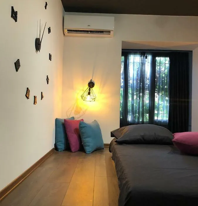Nikki Apartments 2-1