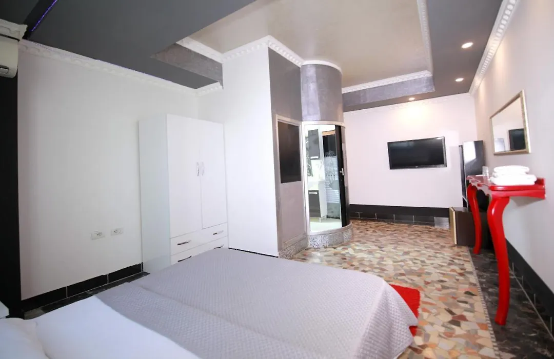 Hotel Eagle-1