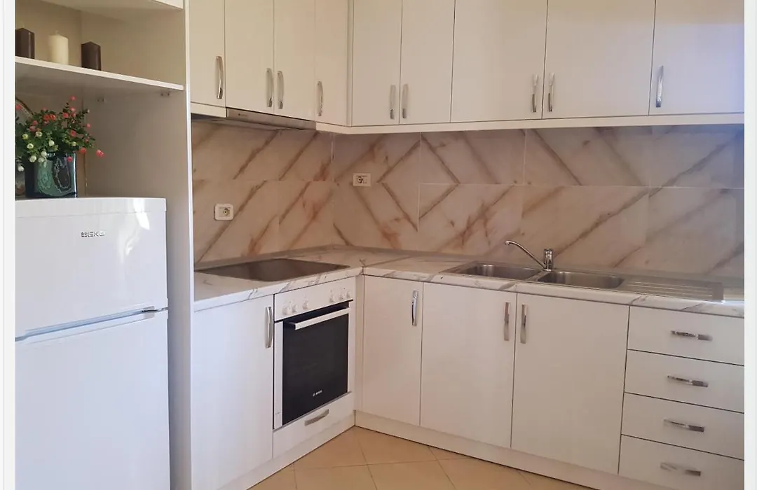 Amantia Apartment-1