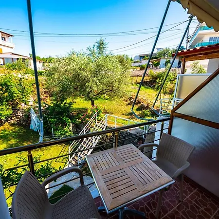 Green House Ksamil-3