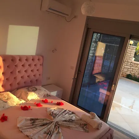 Sunset House-2