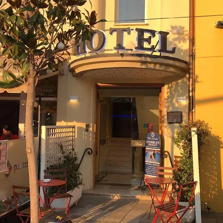 Hotel Vila Kerciku-2