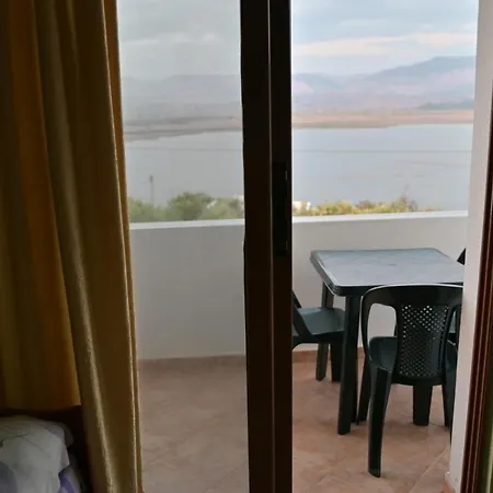 Mana Apartments-3