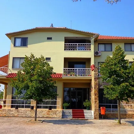 Viktoria Hotel-3