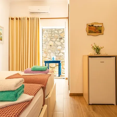 Sofia'S Cozy Rooms-3