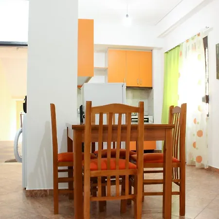 Meg'Rooms - Feels Like Home-3