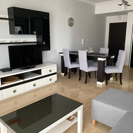 Sunny Apartament Saranda-3