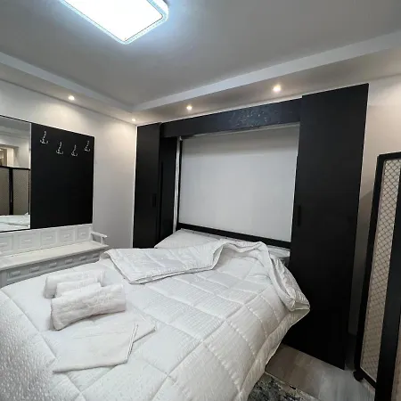 Apartment Tirana On Myslym Shyri-2