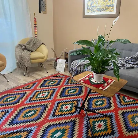 Ultra Apartments "New Baazar 3"-2