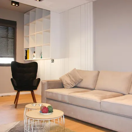 Roza'S Apartment Tirana Center-3