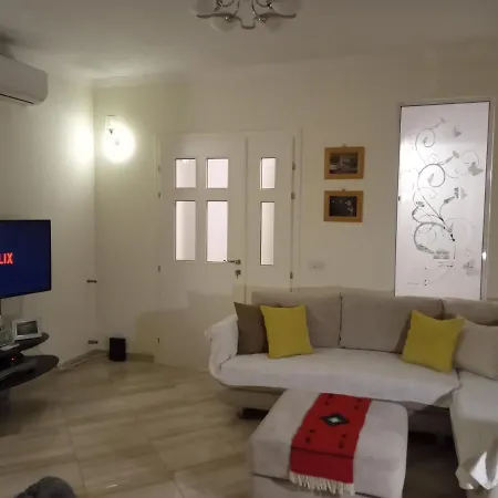 Holiday Center Apartment-3