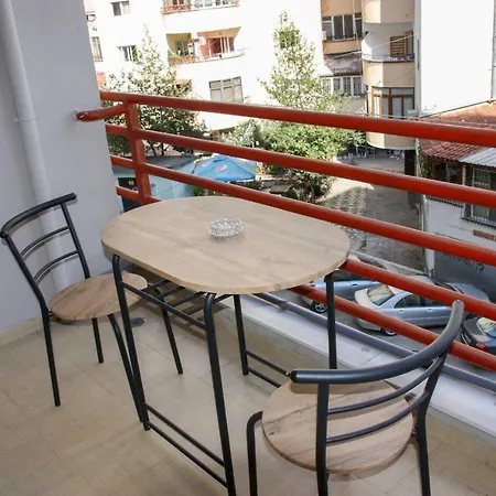 Roza'S Apartment Tirana Center-2