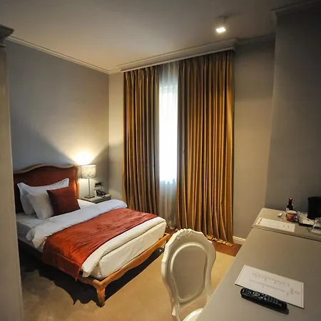 Classic Hotel-2
