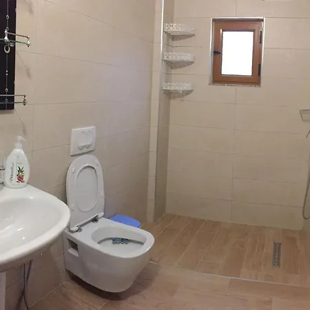 Apartment Ermona Resuli-2