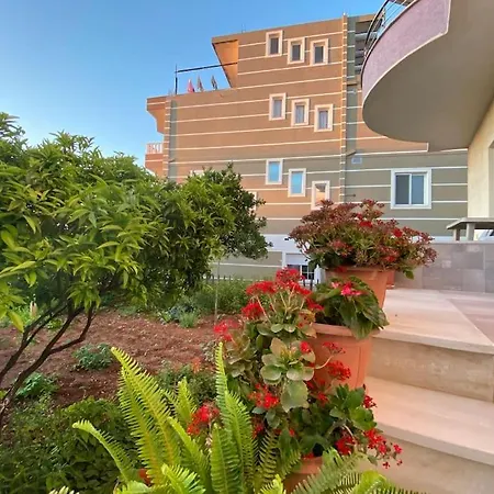 Guesthouse Xhimi-2