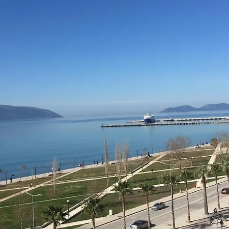 Seaview Apartment With Secured Parking 80 M-3