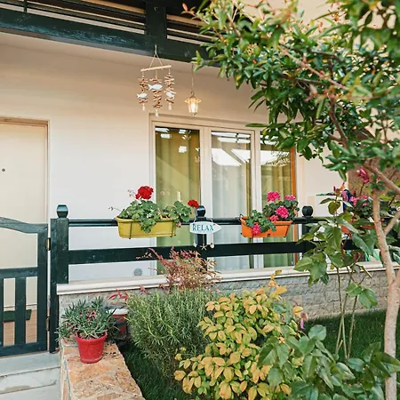 Villa Amos At Aquamarine Residence-3