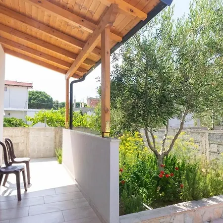 Premier Guest House-2