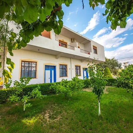 Hotel Villa Qendra-2
