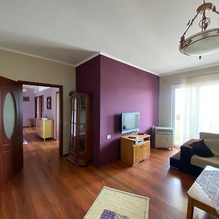 Stay The Night Shkodra Apartment City Centre-2