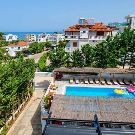 6 Milje Hotel-2