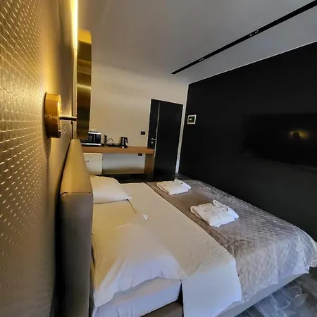 La Mirage Apartment 04-3