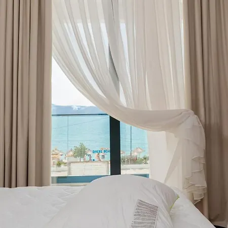 B&B Champagne, Vlore Bay-2