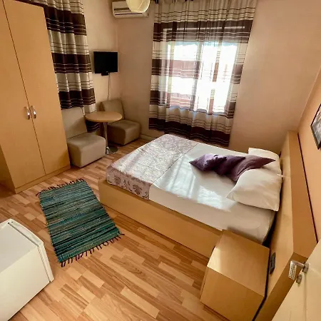 Algo Hotel-2