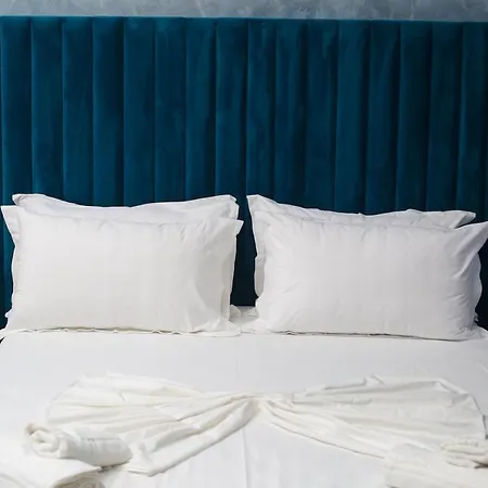 Skyhill Rooms And Suites-3
