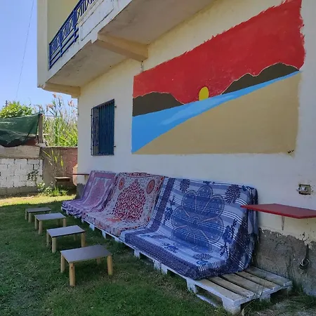Pinegroove Hostel Vlora-2