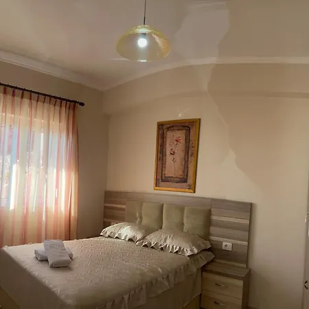 Lovely Anna'S Apartments-3