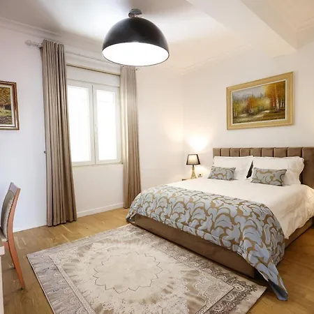 Ferdinand Hotel Rooms-2