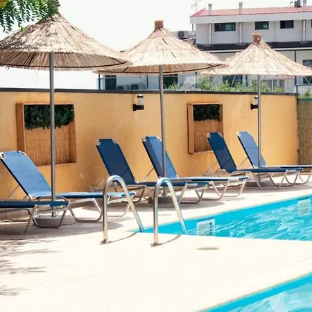 La Luna Apartments-3