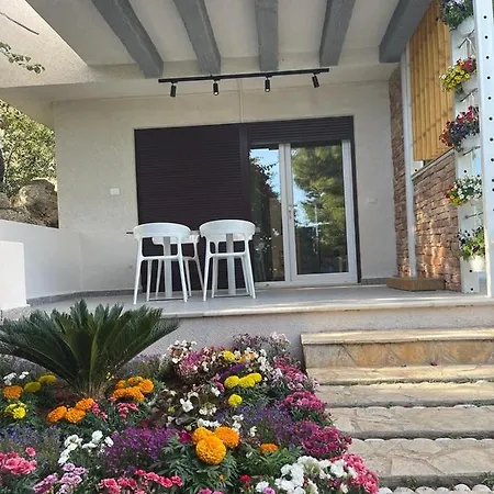Sea Gem Apartment-3