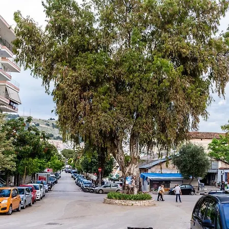 Work-Friendly Central Apartments, Sarande-3