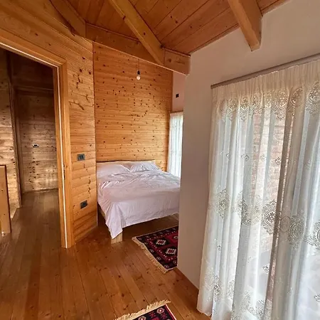 Ana Tjeter B&B-2