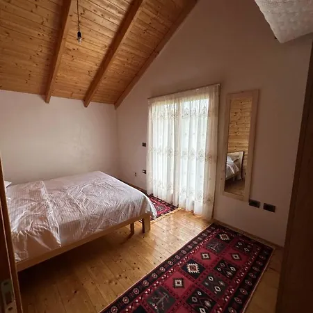 Ana Tjeter B&B-3