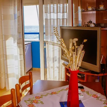 Nada Seaview Apartment-2
