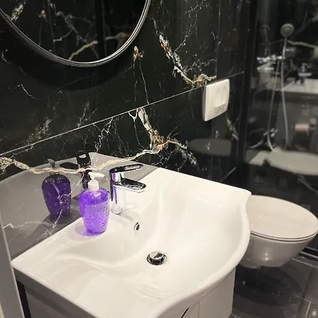 Alb Studio Apartments - Easy Access To City Center-2