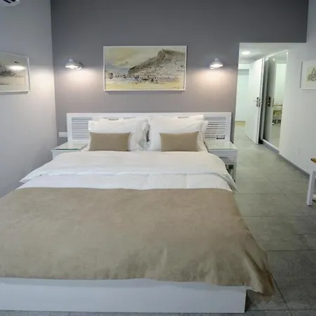 Konak Rooms L Skanderbeg Square-2