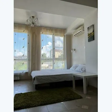 Apartament Komod Me Nje Pamje Te Bukur-3