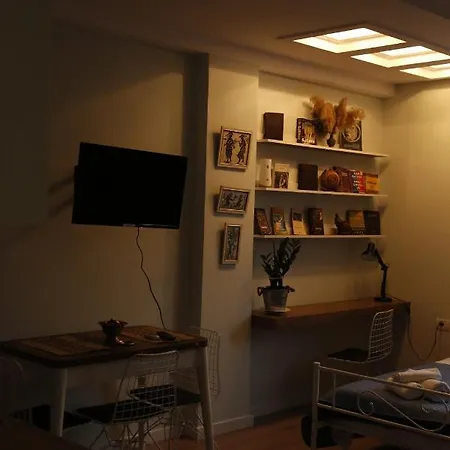 Illyrian Studio Apartment 1-3