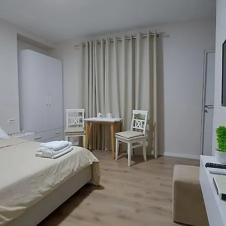 Tranquil Oasis For Two-3