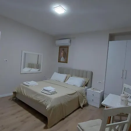 Tranquil Oasis For Two-2