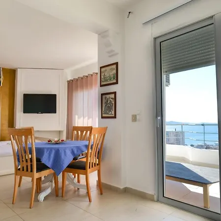 Hotel Leon Sarande-2
