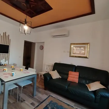 Art Gallery Apartments Tirana 1-3