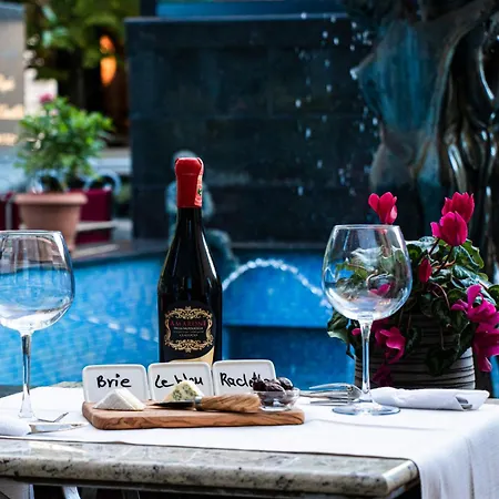 Hotel Elysee-2