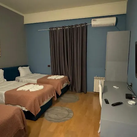 Hotel Tirona-3