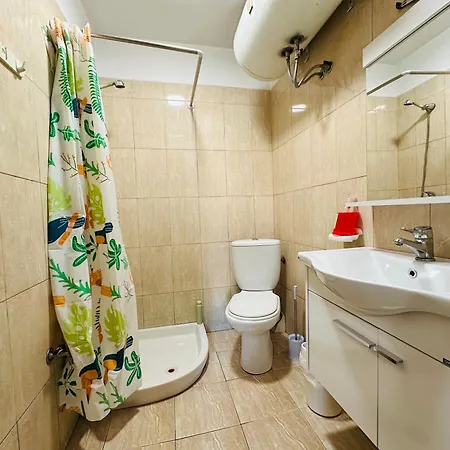 Urban Life Tirana- Economy Rooms-3